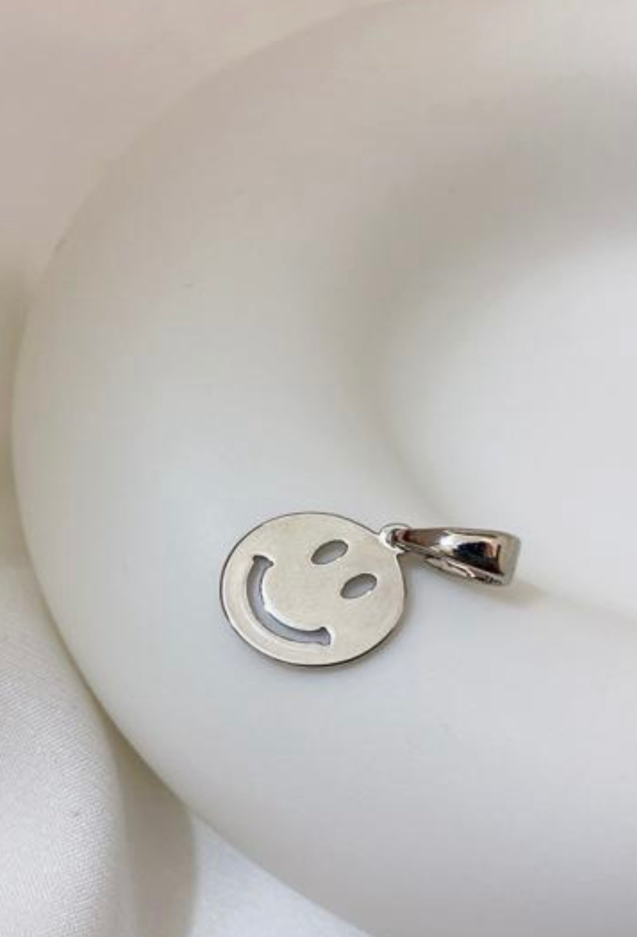 Smiley pendant